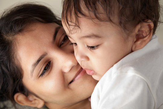 Vrinda IVF Ashok Vihar: A Premier Destination for Fertility Treatment